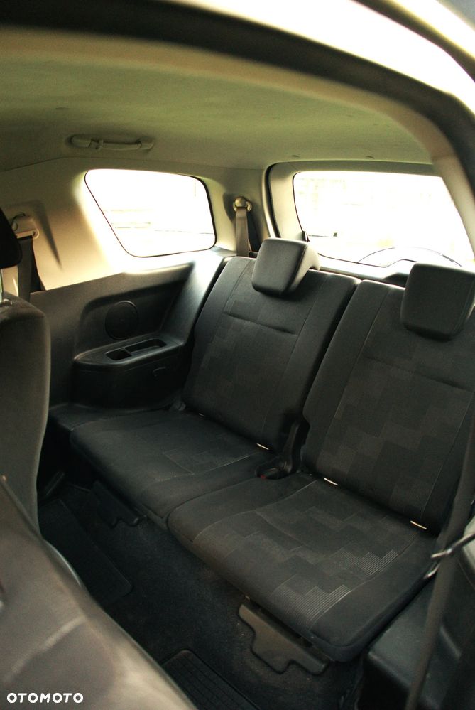 Suzuki Grand Vitara 2.4 Premium - 19