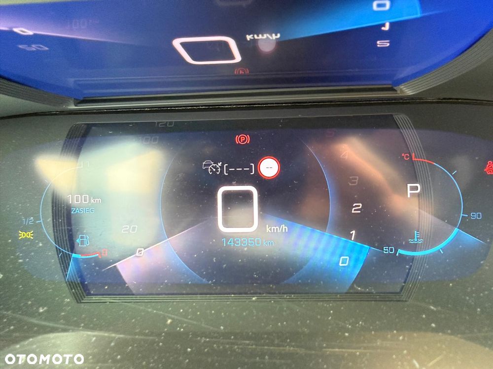 Peugeot 2008 1.5 BlueHDi Allure S&S EAT8 - 22