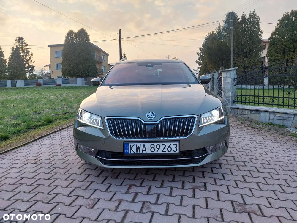 Skoda Superb 2.0 TDI 4x4 DSG Premium Edition - 17