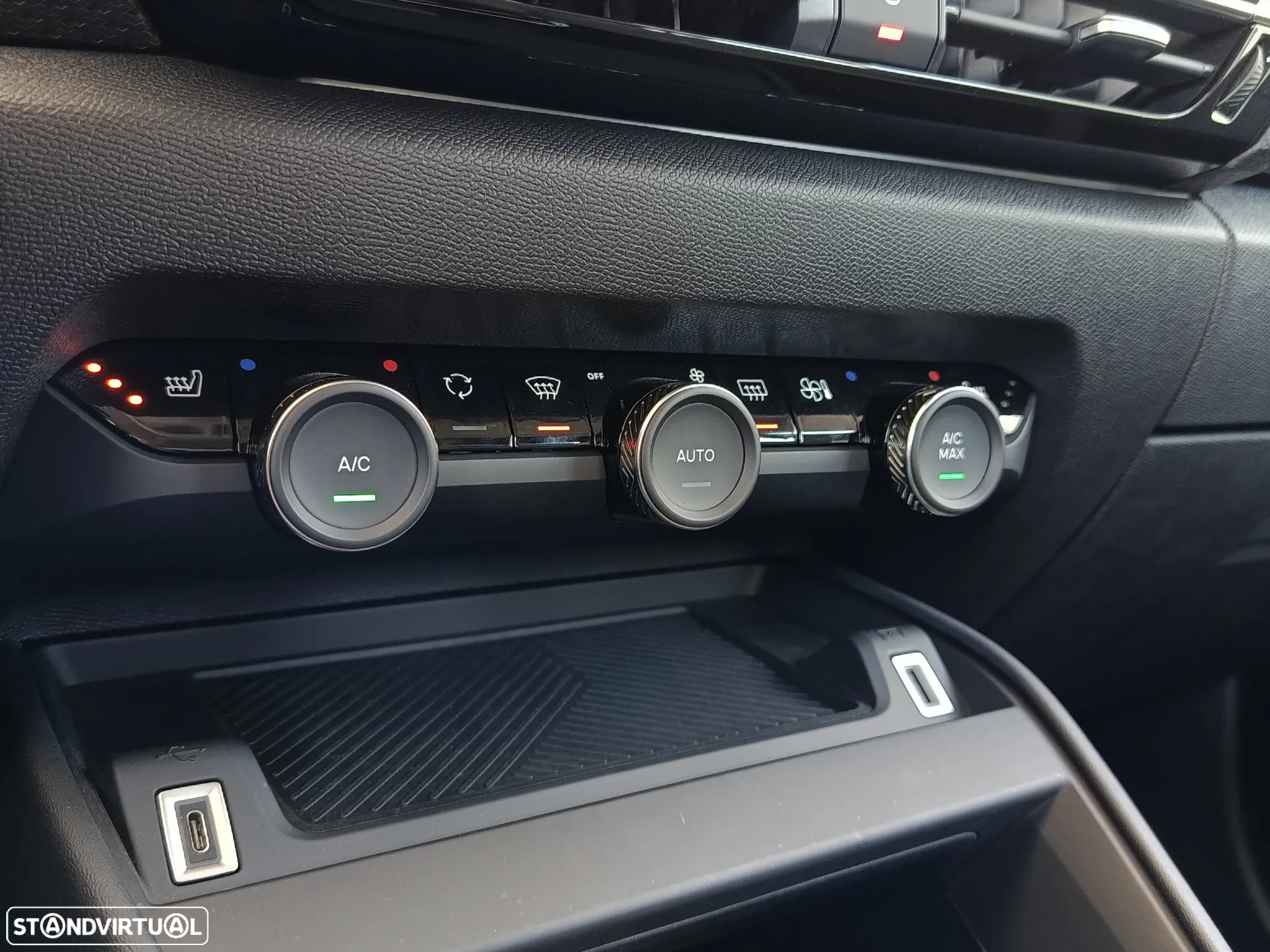 Citroën C4 1.2 PureTech Feel Pack EAT8 - 24