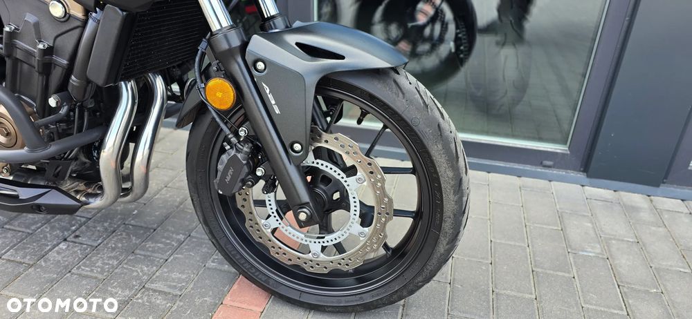 Honda CB - 7