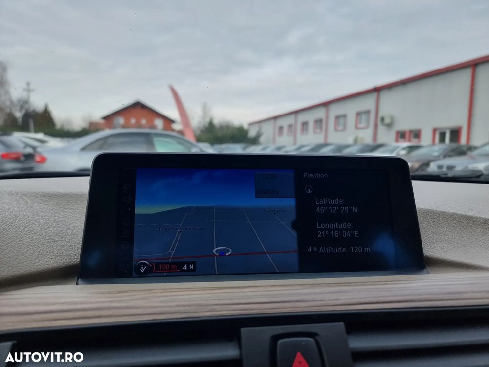 BMW Seria 3 320d Aut. Modern Line - 21