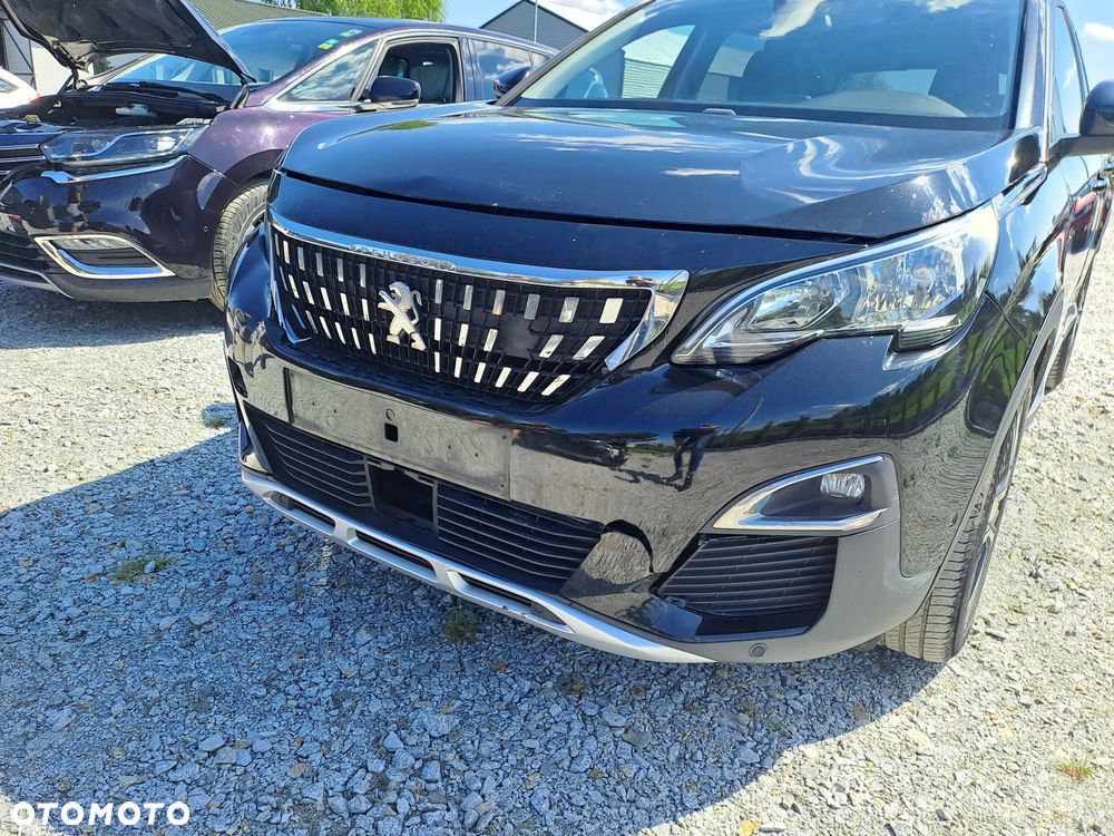Peugeot 3008 1.2 PureTech GPF Active S&S EAT8 - 7