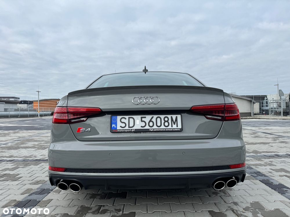 Audi S4 Limousine - 8