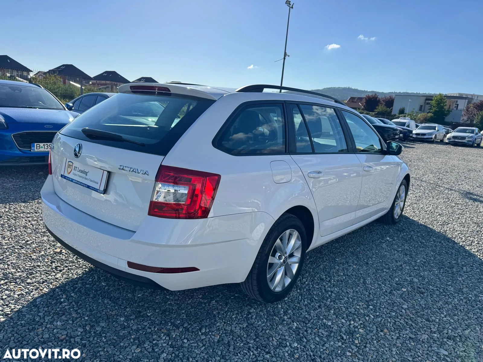 Skoda Octavia Combi Diesel 1.6 TDI Active - 3