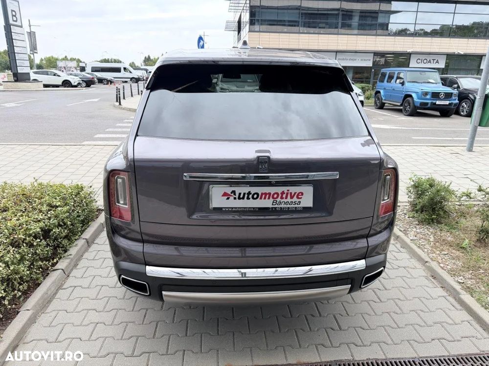Rolls-Royce Cullinan Standard - 5