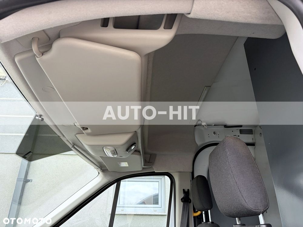 Ford Transit - 26