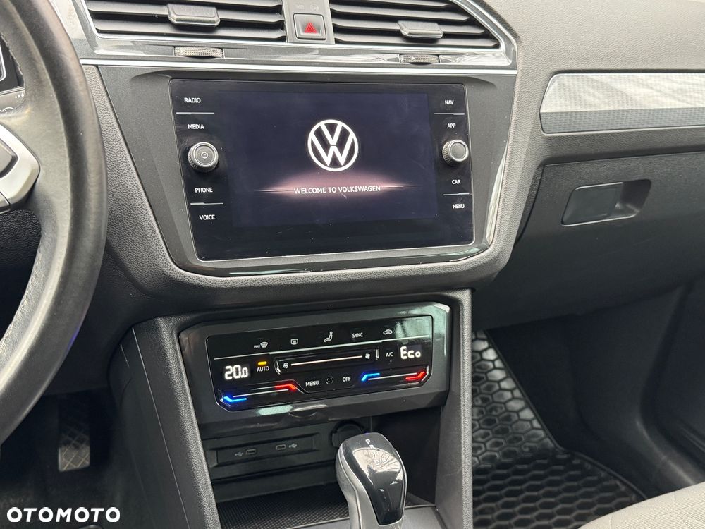 Volkswagen Tiguan 1.4 eHybrid Elegance DSG - 24