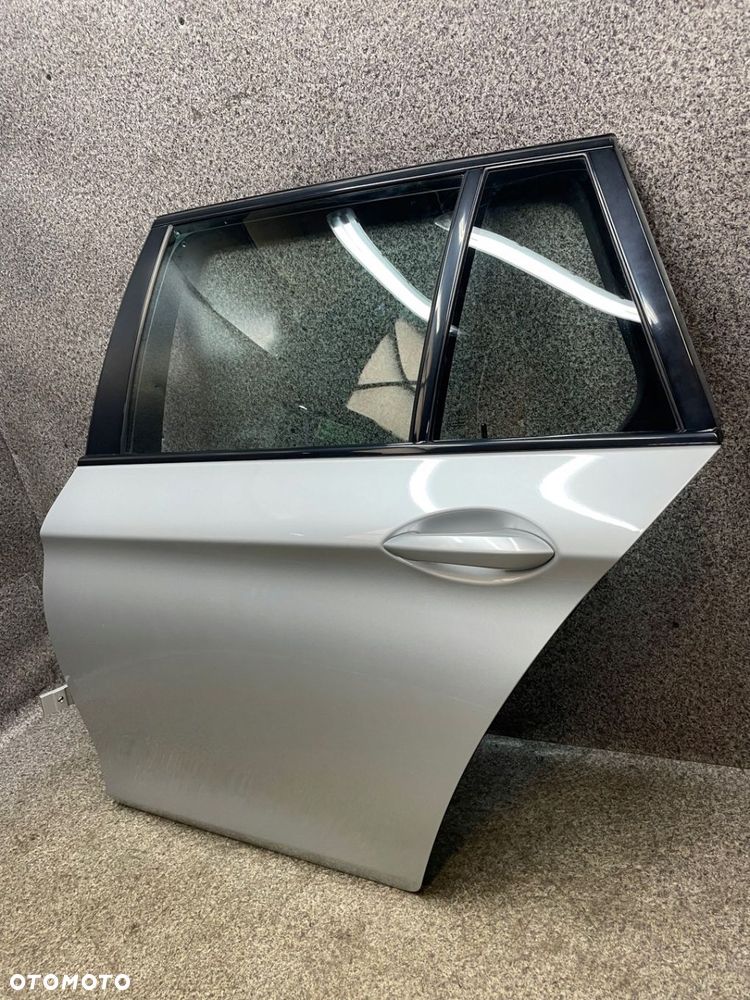 Drzwi szyba klamka lewy tyl BMW F11 kombi 354 srebrne 150 umAl ładne - 6