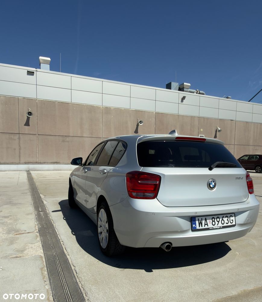 BMW Seria 1 116d - 4