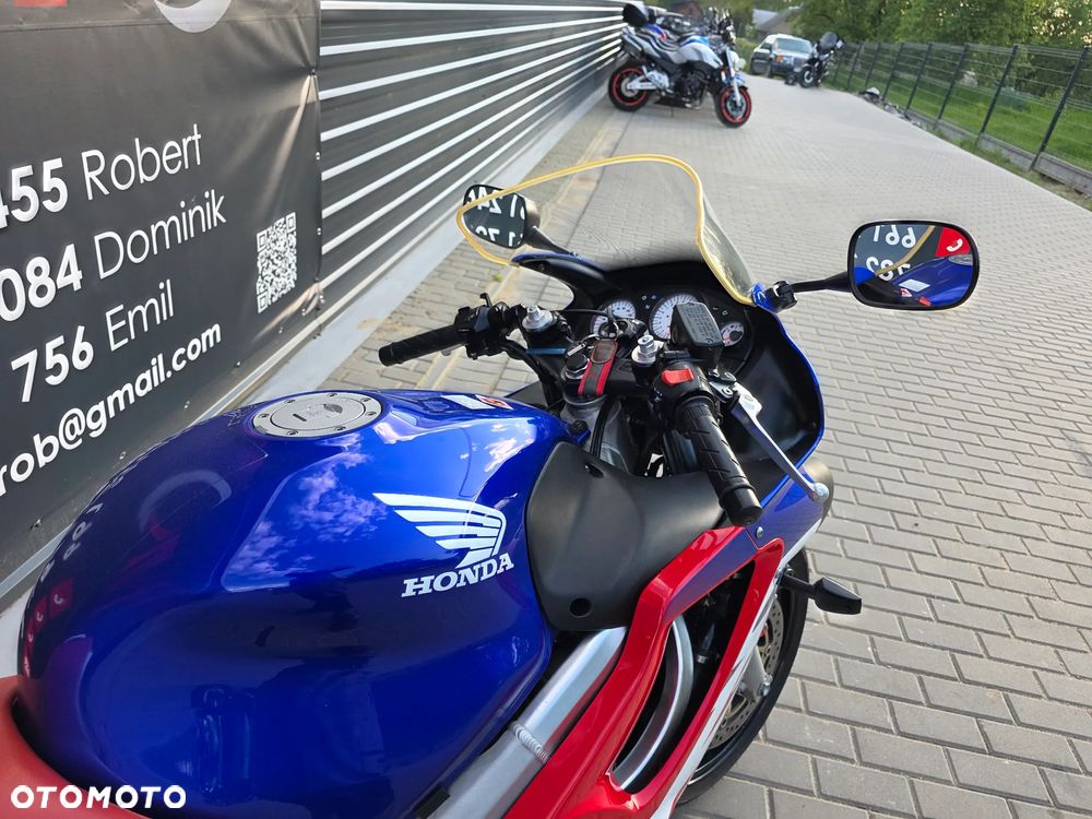 Honda CBR - 31