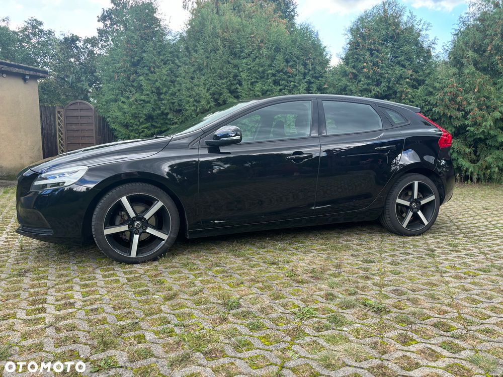 Volvo V40 D2 Drive-E Momentum - 2