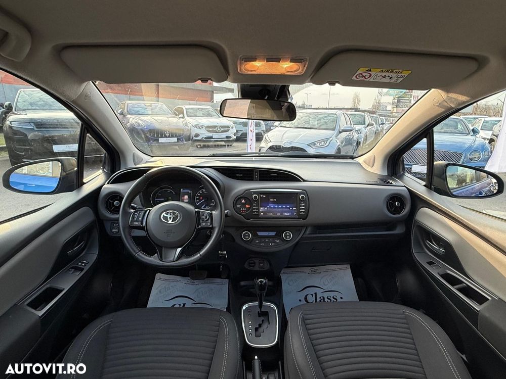 Toyota Yaris - 7