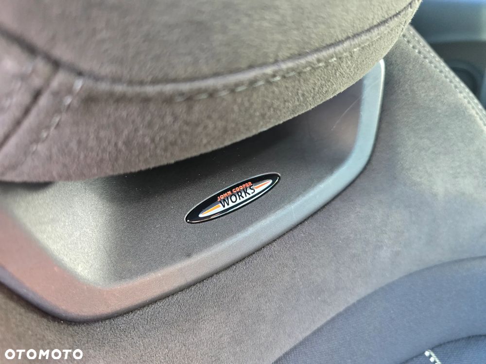 MINI John Cooper Works Essential Trim - 11