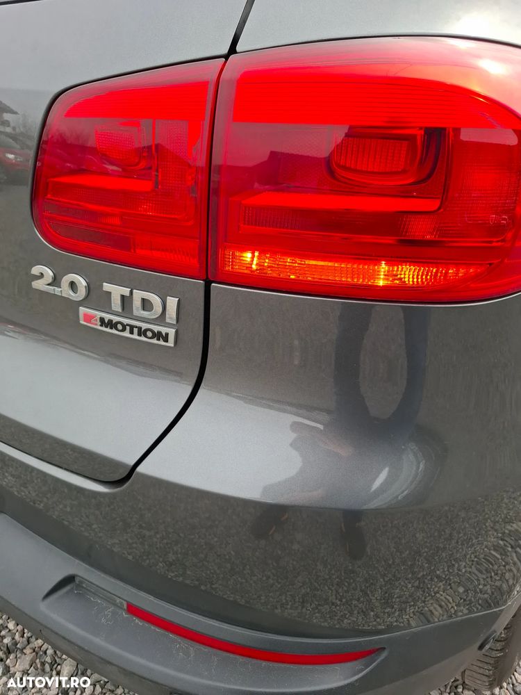 Volkswagen Tiguan 2.0 TDI SCR 4MOTION BlueMotion Technology Lounge Sport & Style - 36