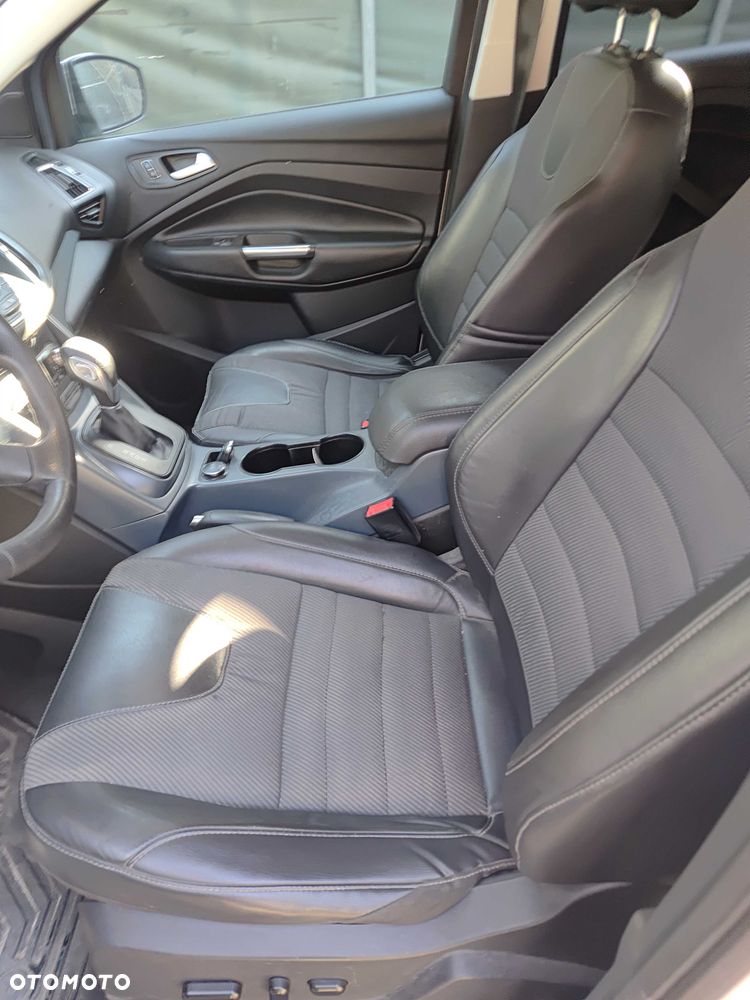 Ford Kuga - 6