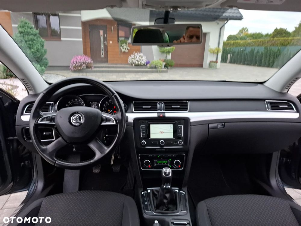 Skoda Superb 1.6 TDI GreenLine - 20