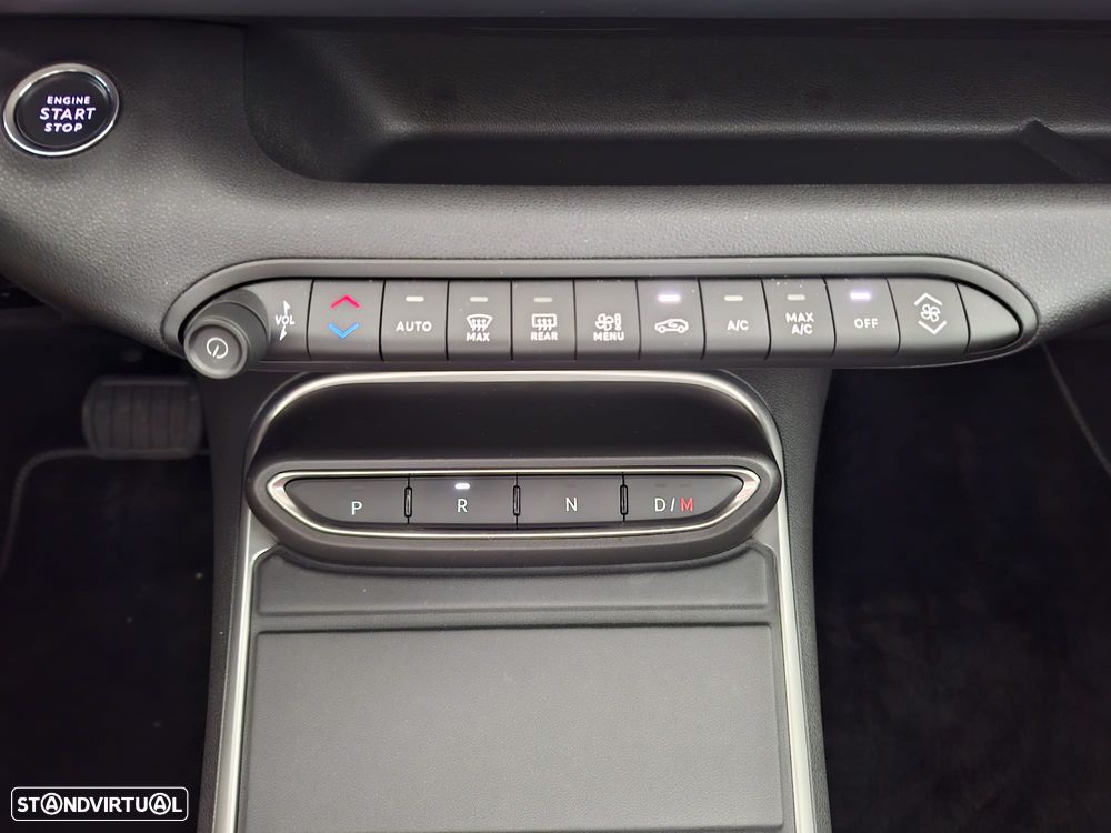 Jeep Avenger 1.2 e-Hybrid Altitude DCT - 8