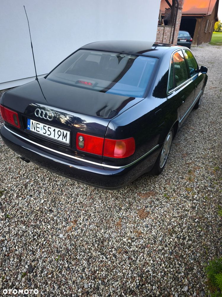 Audi A8 2.8 - 4
