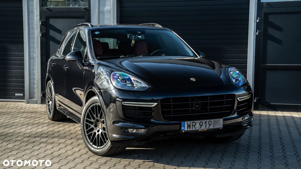 Porsche Cayenne GTS Tiptronic S - 6