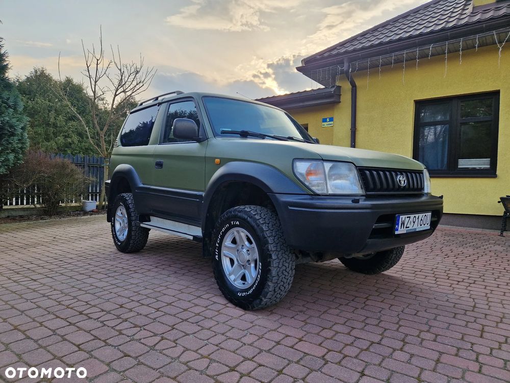 Toyota Land Cruiser - 20