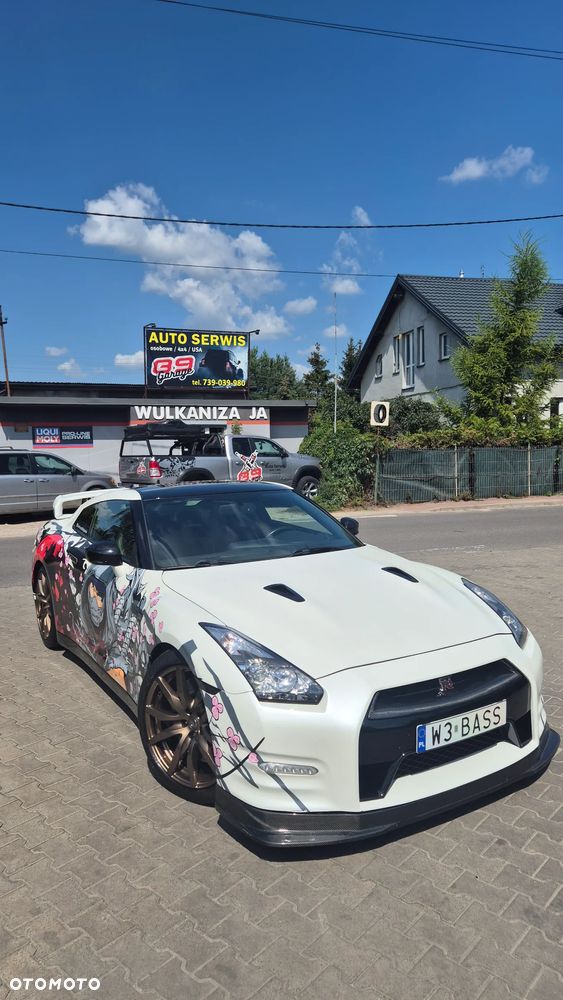 Nissan GT-R - 19