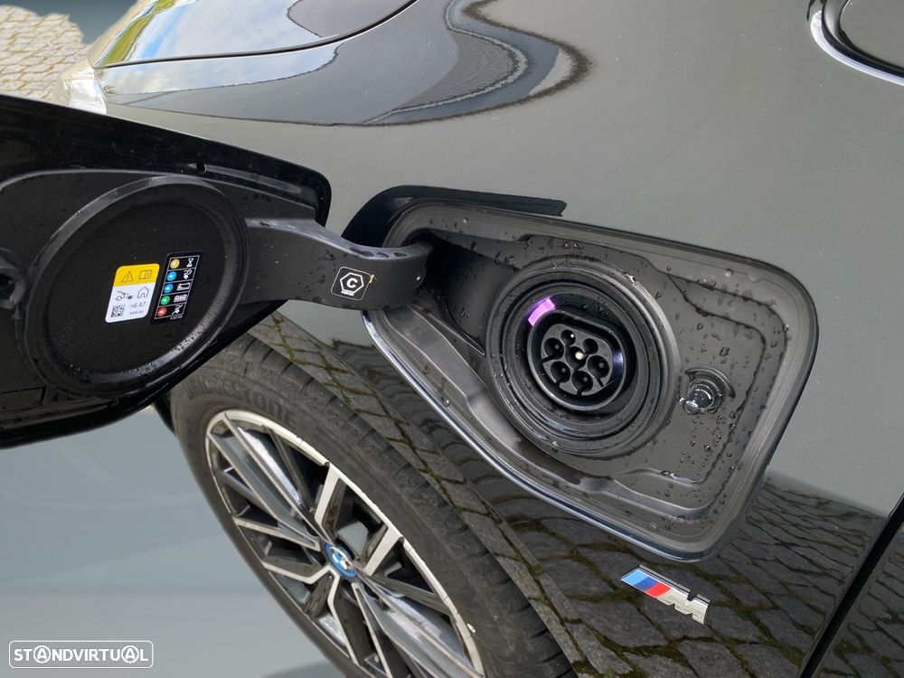 BMW 225xe Active Tourer e xDrive Pack Desportivo M - 3