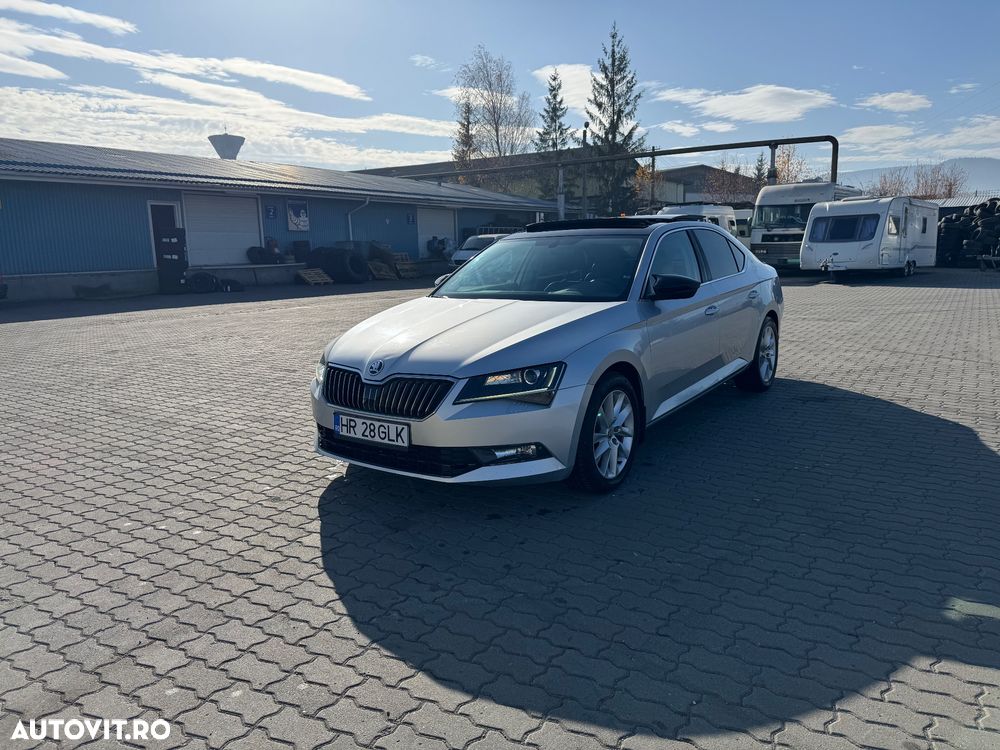 Skoda Superb 2.0 TDI DSG Style - 1