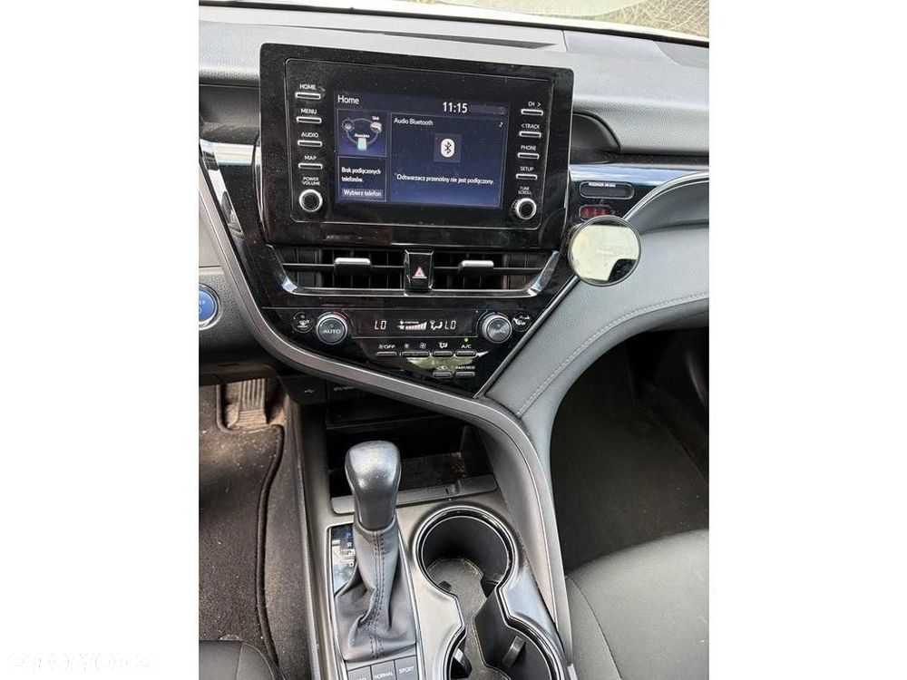 Toyota Camry - 15