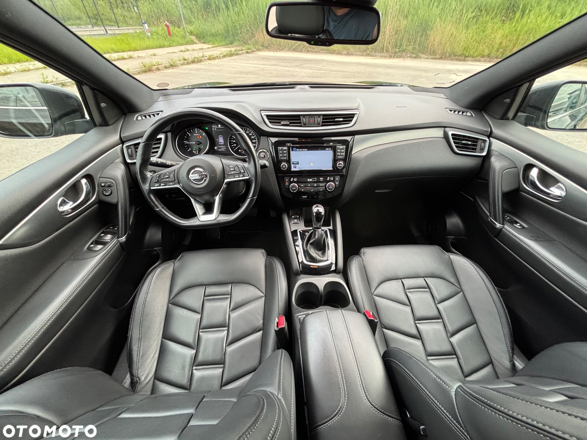 Nissan Qashqai 1.6 dCi Xtronic TEKNA - 7