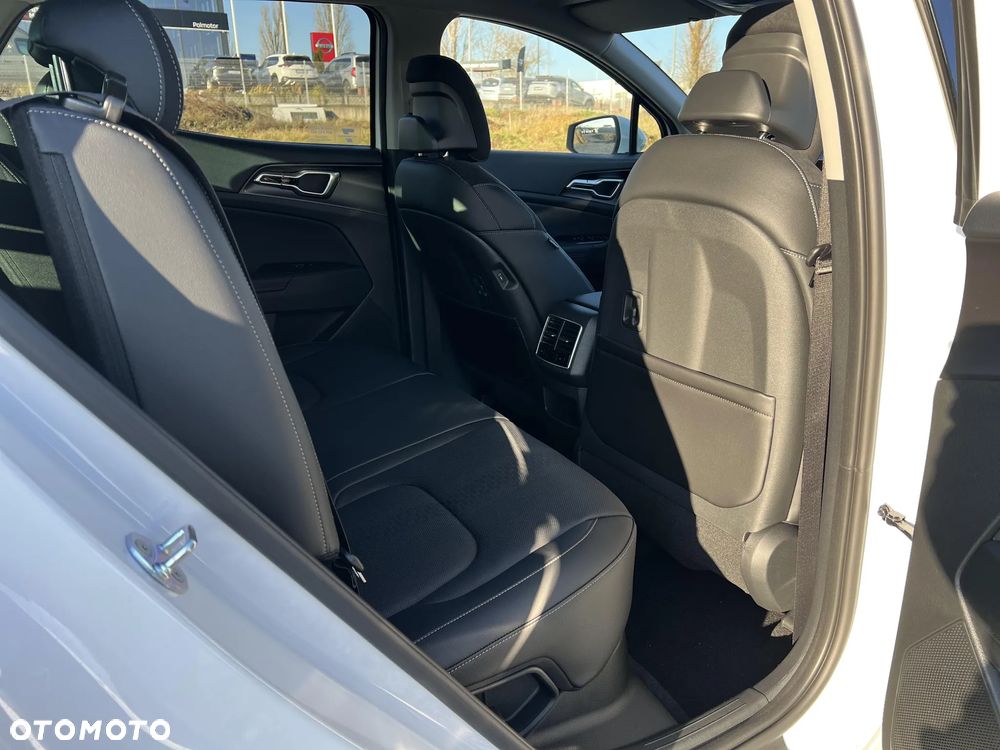 Kia Sportage 1.6 T-GDI HEV Business Line 2WD - 21