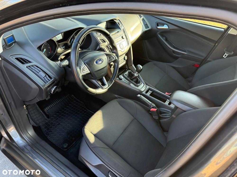 Ford Focus 1.6 TDCi Edition - 10