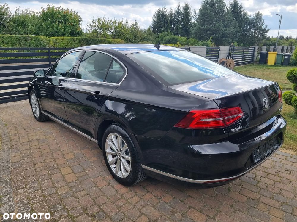 Volkswagen Passat - 6