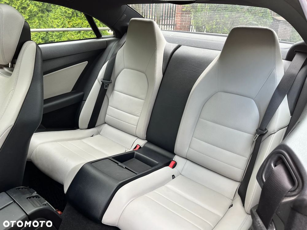 Mercedes-Benz Klasa E 350 CGI BlueEffICIENCY - 9