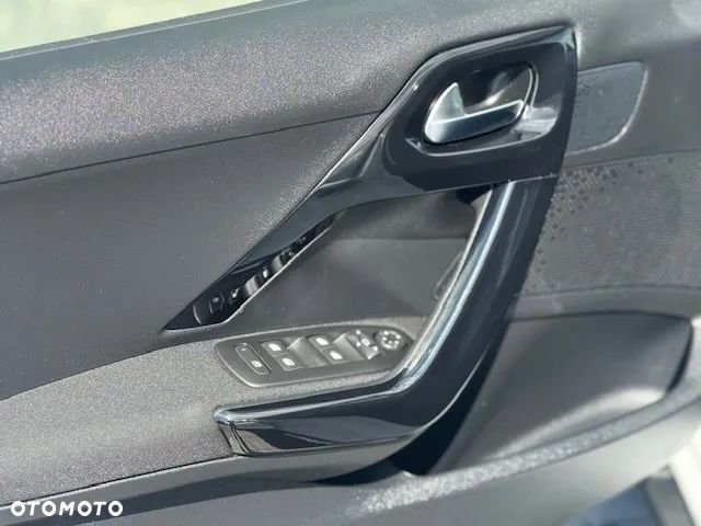Peugeot 2008 - 26