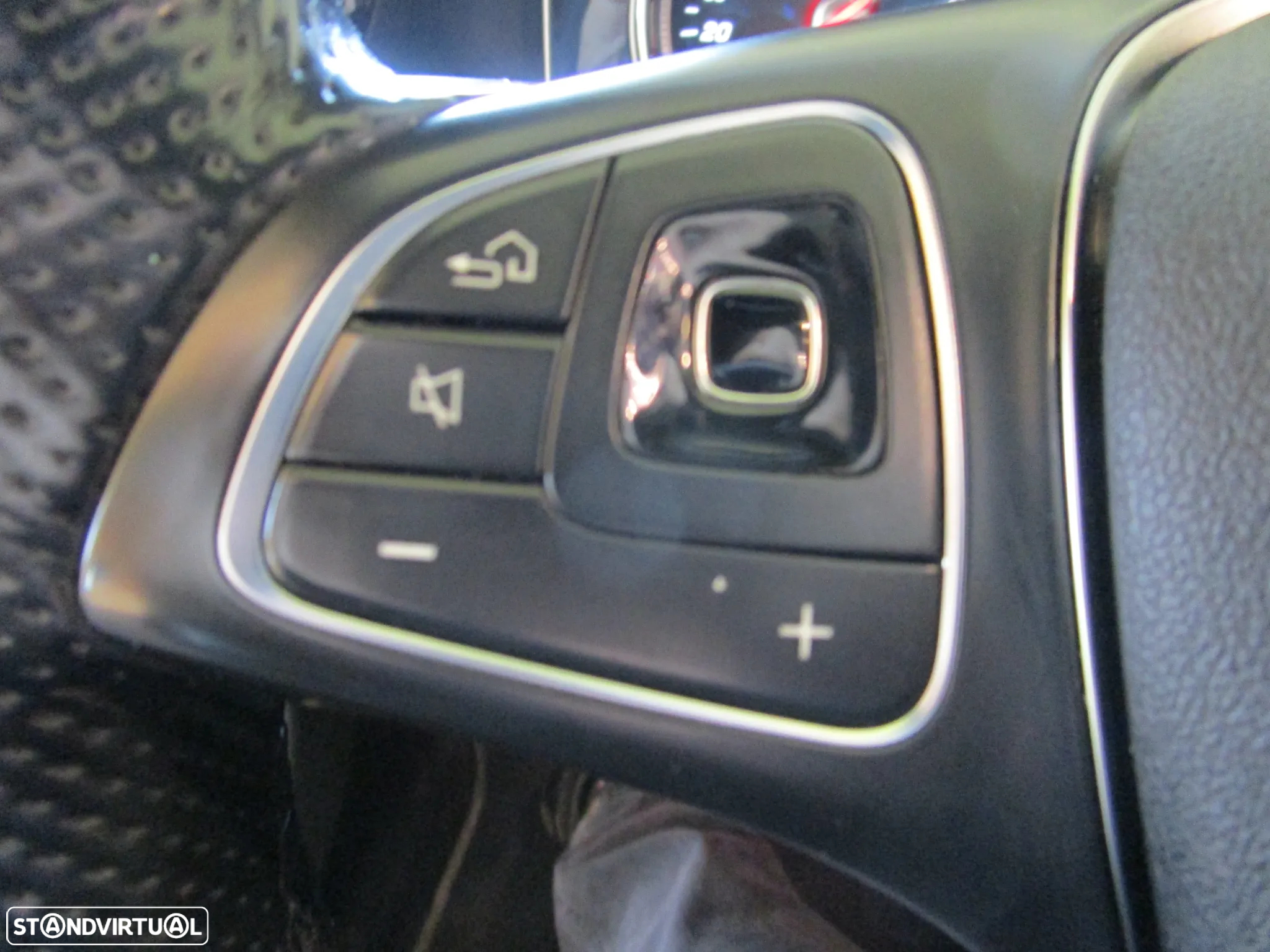 Mercedes-Benz E 350 e Avantgarde - 54