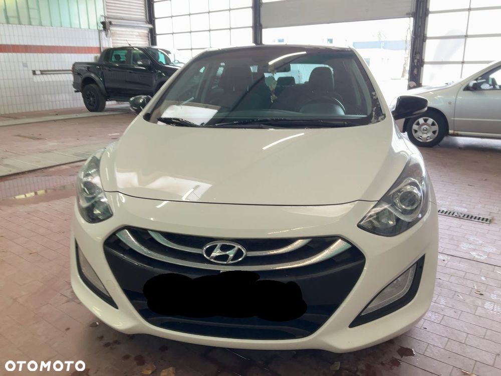 Hyundai i30 1.6 Fifa World Cup Edition - 8