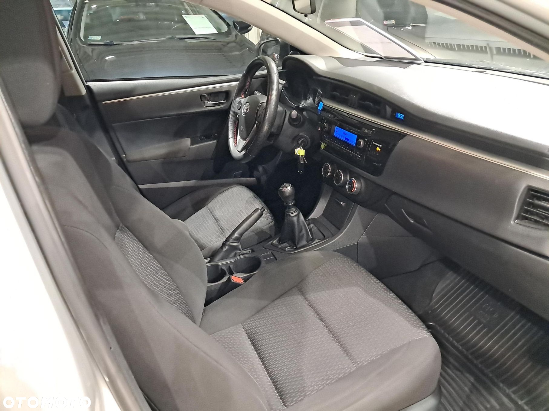 Toyota Corolla 1.6 Active EU6 - 9