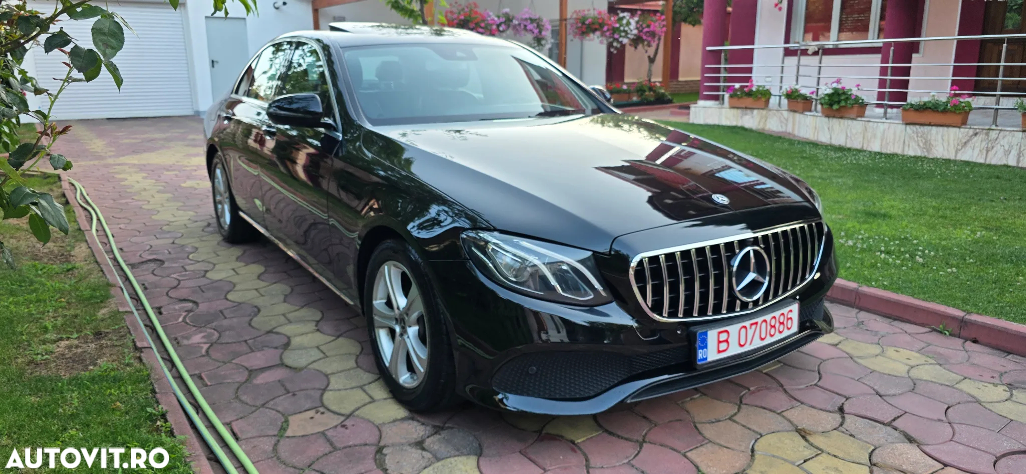 Mercedes-Benz E 200 d 9G-TRONIC AMG Line - 3