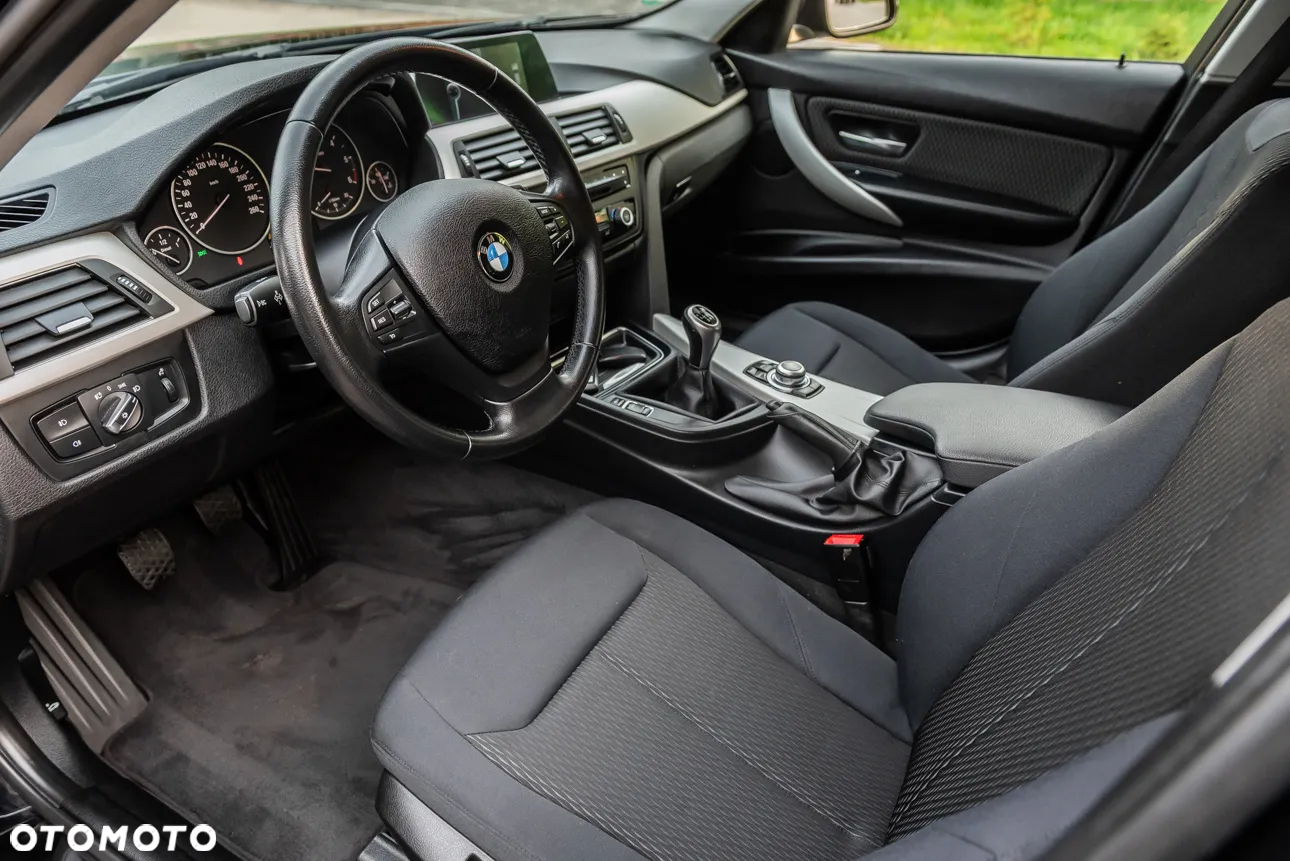 BMW Seria 3 - 15