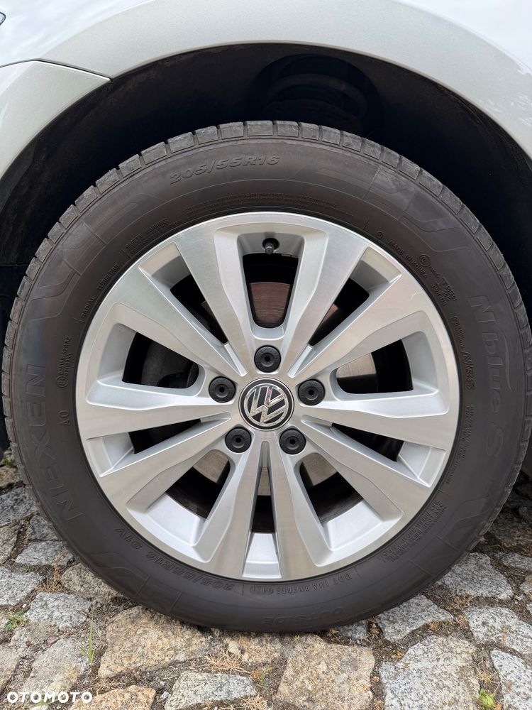Volkswagen Golf 2.0 TDI 4Motion DSG Comfortline - 32
