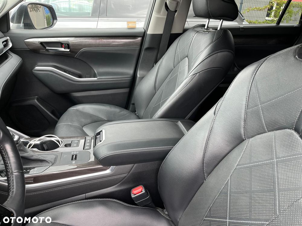 Toyota Highlander 2.5 Hybrid Executive - 5