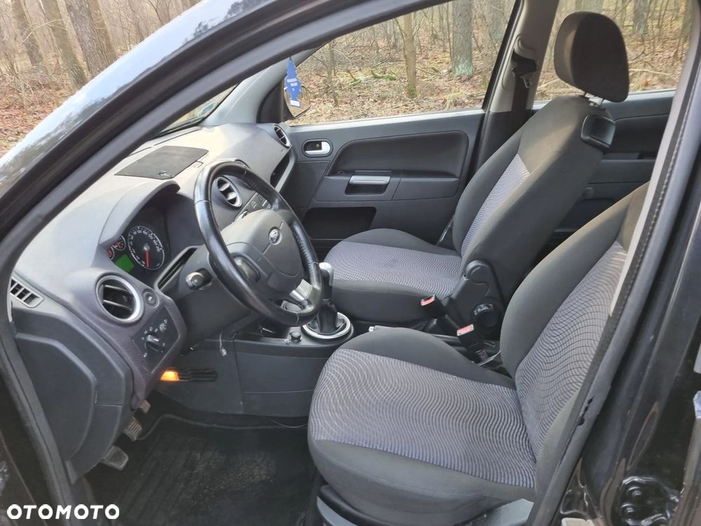 Ford Fusion 1.6 Elegance - 13