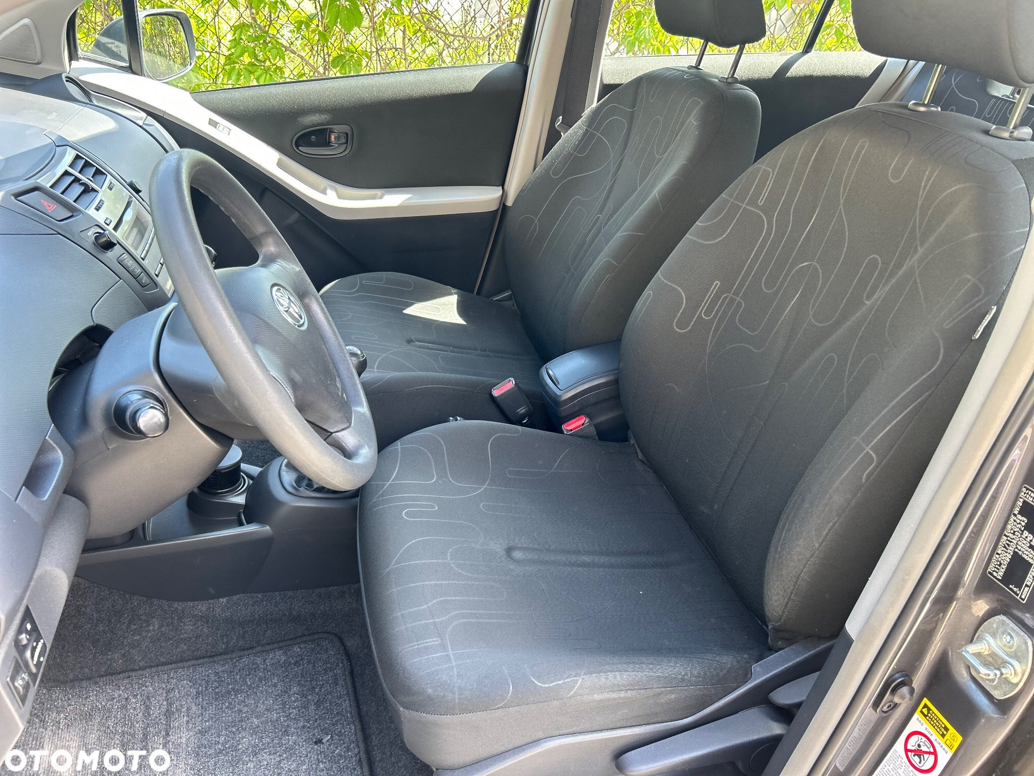 Toyota Yaris 1.33 Luna - 24