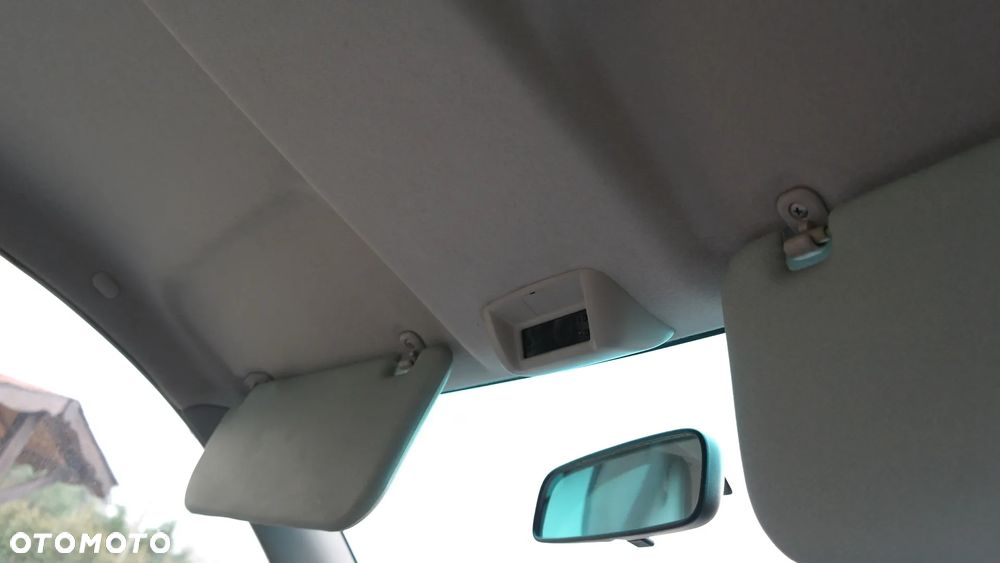 Mitsubishi L200 2.5 DID Invite AC - 29