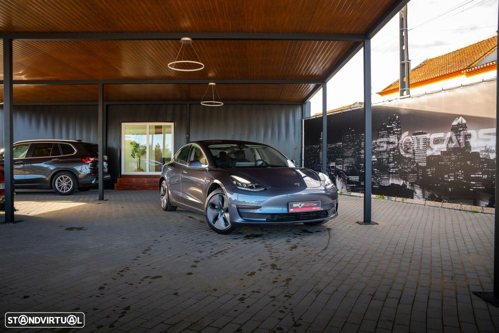 Tesla Model 3 Standard Range Plus RWD - 1