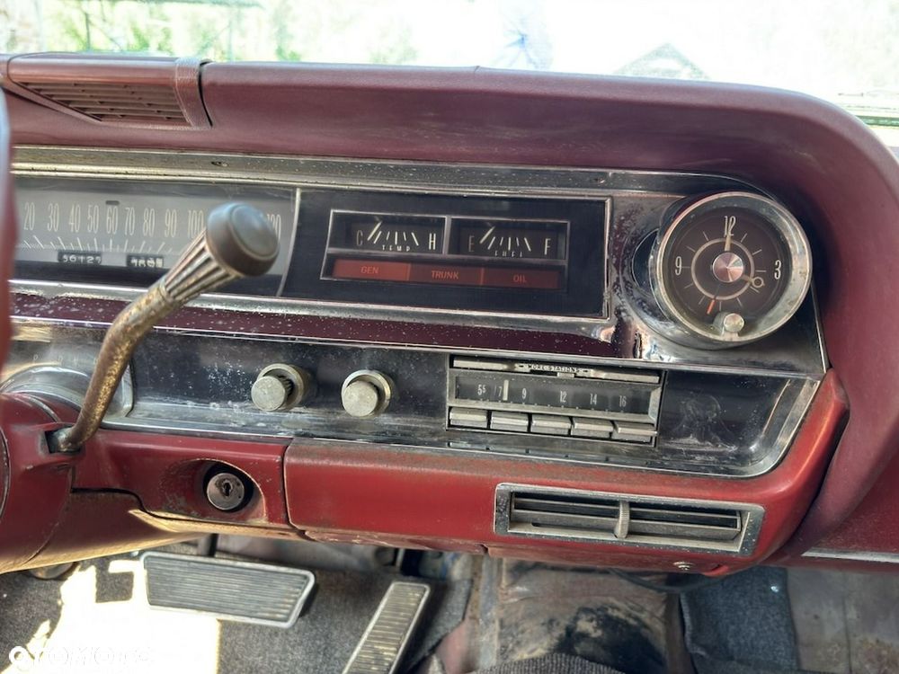 Cadillac Deville - 33