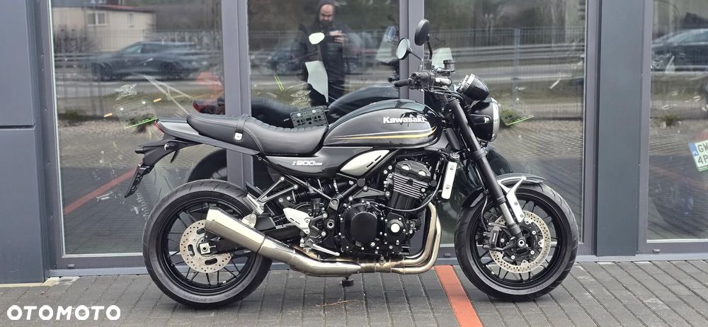 Kawasaki Z 900 RS - 2