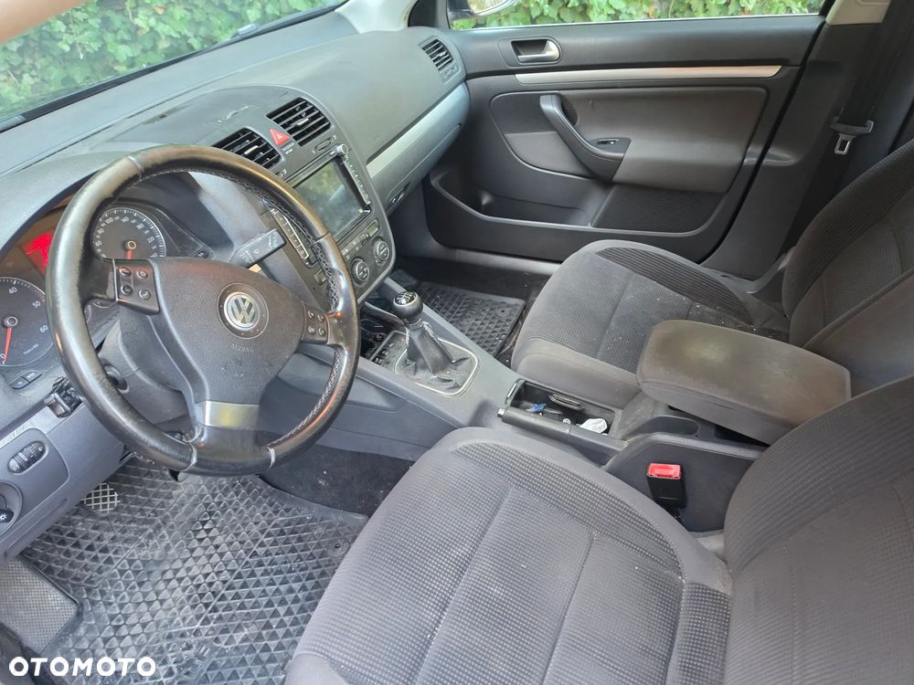 Volkswagen Golf 1.9 TDI DPF Comfortline - 9