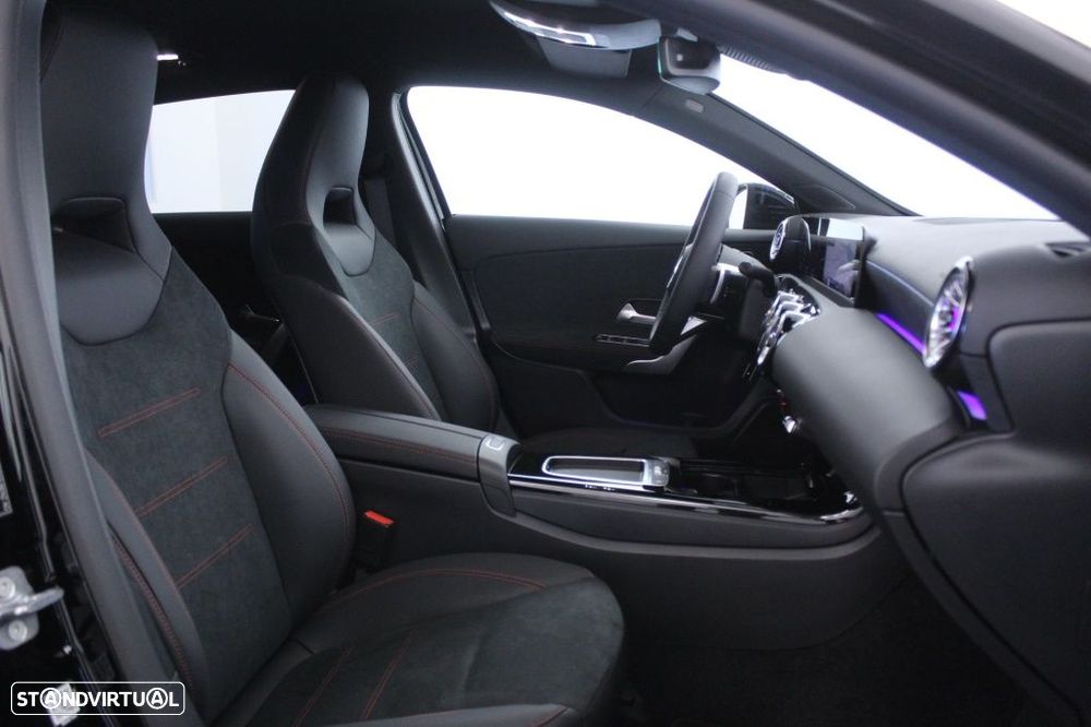 Mercedes-Benz A 250 e AMG Line - 14